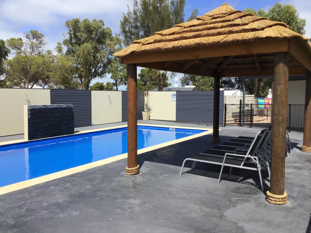 Ceduna Foreshore Caravan Park Luaran gambar